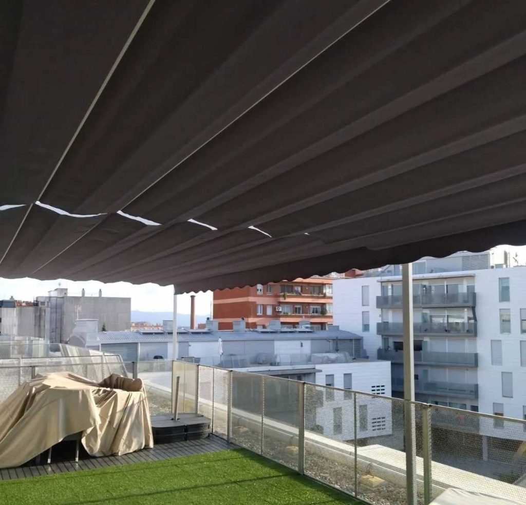 Toldos y pérgolas para terrazas y áticos en Madrid
