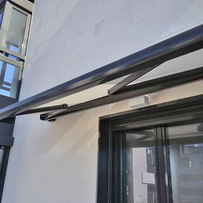 toldo-con-cofre-2.jpg toldo-con-cofre-2.jpg